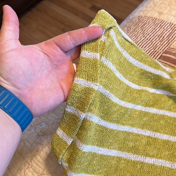 Lime and white striped sweater - Picture 3 of 3